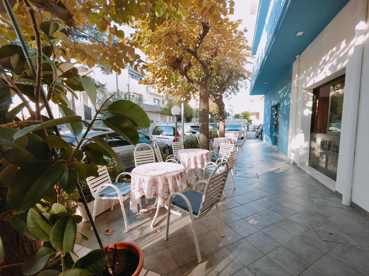 Hotel Marittimo Rimini Exterior foto