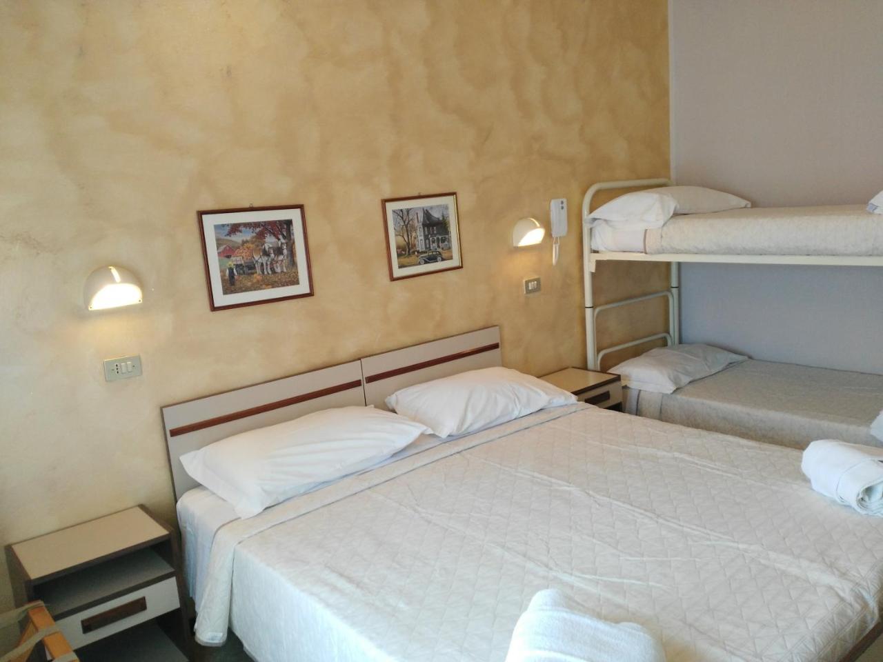 Hotel Marittimo Rimini Exterior foto